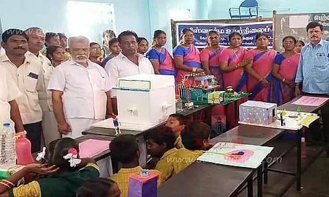 பள்ளியில் அறிவியல் கண்காட்சி