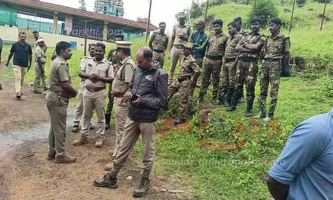 கண்காணிப்பு கோபுரம் அமைக்கும் பணி மீண்டும் தடுத்து நிறுத்தம்