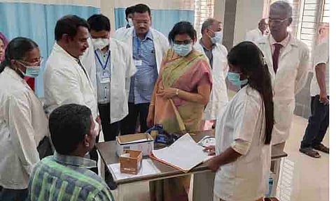 மருத்துவமனைகளை தூய்மையாக வைத்துக்கொள்ள வேண்டுகோள்