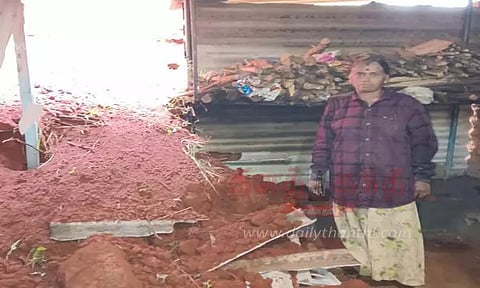 மண் சரிந்து வீடு சேதம்