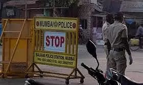 மும்பை துறைமுகத்தில் தடை செய்யப்பட்ட பகுதியில் நுழைந்த 3 மாணவர்கள் கைது