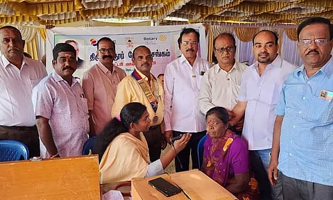 இலவச கண் சிகிச்சை முகாம்