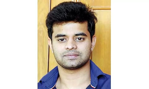 எம்.பி. பதவி தகுதி நீக்க தீர்ப்புக்கு தடை கோரிய பிரஜ்வல் ரேவண்ணாவின் மனு தள்ளுபடி; கர்நாடக ஐகோர்ட்டு அதிரடி உத்தரவு