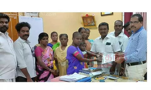 செல்போன் டவர் அமைக்க பொதுமக்கள் எதிர்ப்பு