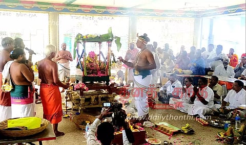பவானி செல்லியாண்டி அம்மன் கோவிலில் கும்பாபிஷேக விழாவுக்காக பாலாலய நிகழ்ச்சி