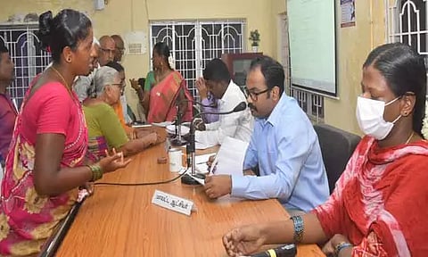 திருவள்ளூர் கலெக்டர் அலுவலகத்தில் மக்கள் குறைதீர்க்கும் நாள் கூட்டம்