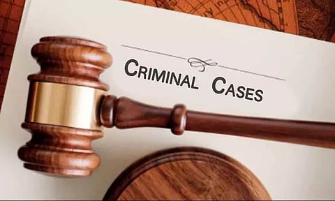 40 சதவீத எம்.பி.க்கள் மீது குற்ற வழக்குகள் - ஆய்வறிக்கையில் தகவல்