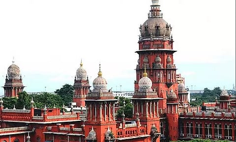 என்.எல்.சி. நில விவகாரத்தில் இழப்பீடு கோரி பாதிக்கப்பட்டோர் அணுகினால் பரிசீலனை: ஐகோர்ட்டு உத்தரவு