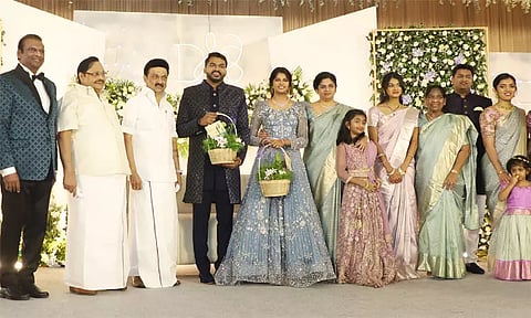 பால் தினகரனின் மகள் திருமண வரவேற்பு: முதல்-அமைச்சர் மு.க.ஸ்டாலின் நேரில் வாழ்த்து