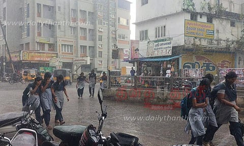 1 மணிநேரம் கனமழை