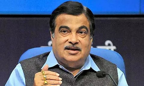 டீசல் வாகனங்களுக்கு கூடுதல் வரி விதிக்கும் திட்டம் இல்லை - மத்திய மந்திரி நிதின் கட்காரி விளக்கம்