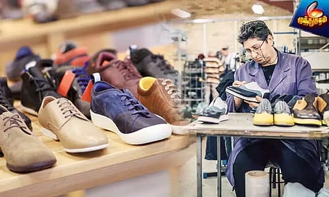 காலணிகள் தயாரிப்பில் கலக்கும் ஆக்ரா..!