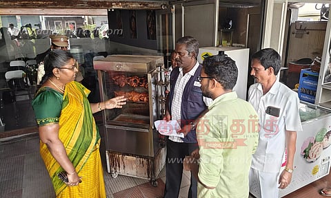 'சவர்மா' சாப்பிட்ட 13 மாணவர்கள் வாந்தி, மயக்கம்; ஓட்டலுக்கு 'சீல்'