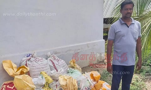 பதுக்கி வைத்திருந்த 1 டன் ரேஷன் அரிசி பறிமுதல்