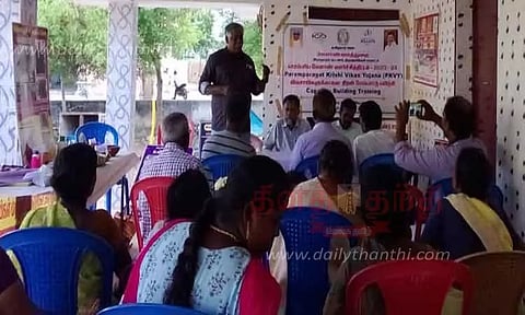 விவசாயிகளுக்கு பயிற்சி
