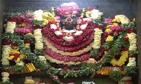 சிறப்பு அலங்காரம்