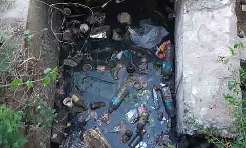 தேங்கி நிற்கும் கழிவுநீரால் நோய் பரவும் அபாயம்