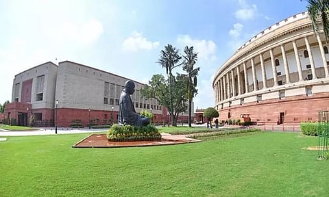 புதிய கட்டிடத்தில் இன்று நாடாளுமன்ற கூட்டம்..!