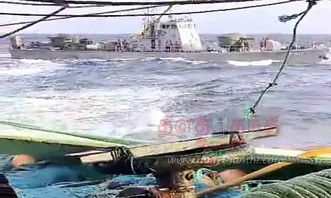 துப்பாக்கியால் வானத்தை நோக்கி சுட்டு ராமேசுவரம் மீனவர்கள் விரட்டியடிப்பு- இலங்கை கடற்படை அத்துமீறல்