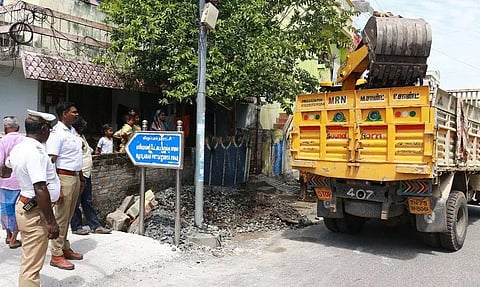 விநாயகர் சிலைகள் ஊர்வலப்பாதையில் ஆக்கிரமிப்புகள் அகற்றம்