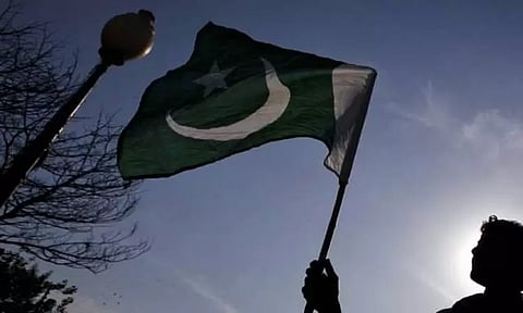 உக்ரைனுக்கு ஆயுதங்கள் சப்ளை? குற்றச்சாட்டுகளை மறுக்கும் பாகிஸ்தான்