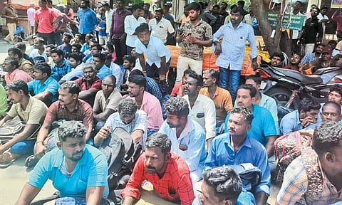 கொளத்தூர் எம்.எல்.ஏ. அலுவலகத்தை முற்றுகையிட முயற்சி - 800 பேர் கைது