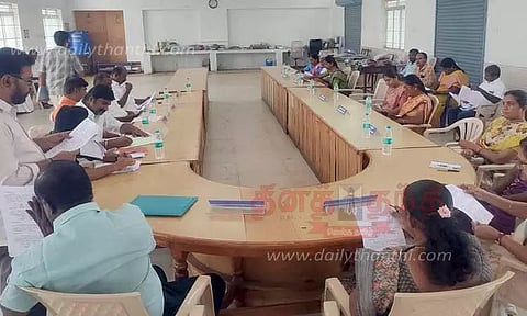 குடிநீர் பிரச்சினைக்கு தீர்வு காண வேண்டும்