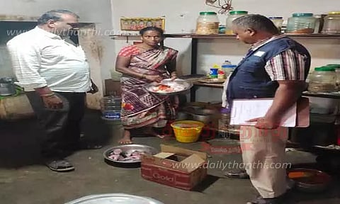 அந்தியூர், கோபி பகுதிகளில் உள்ள ஓட்டல்களில் அதிகாரிகள் ஆய்வு