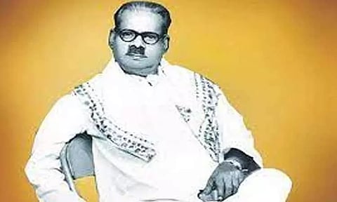 தமிழ் மீது பற்று கொண்ட பாவேந்தர் பாரதிதாசன்