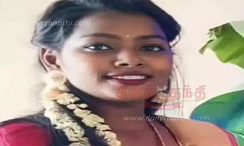 இளம்பெண் தூக்குப்போட்டு தற்கொலை