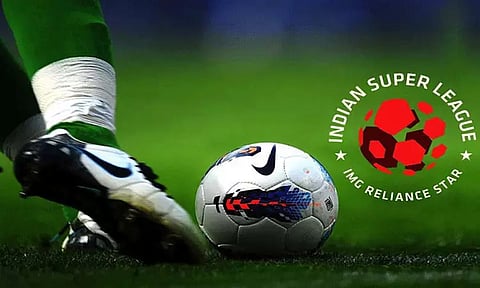 ஐ.எஸ்.எல் கால்பந்து போட்டியில் இனவெறி சர்ச்சை : கேரளா பிளாஸ்டர்ஸ் அணி கண்டனம்