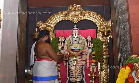 கோவில்பட்டி பெருமாள் கோவிலில் புரட்டாசி சனிக்கிழமை வழிபாடு