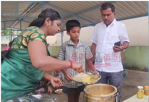 ஓசூர் பஸ்தி தொடக்கப்பள்ளியில் துணை மேயர் ஆய்வு