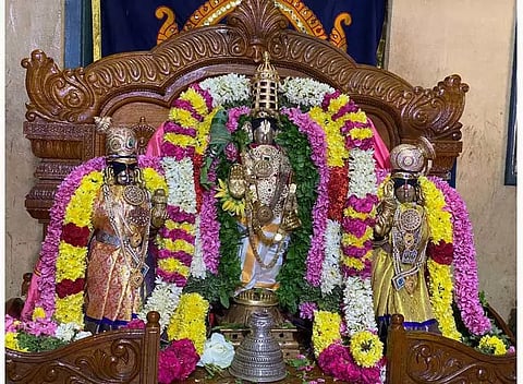 புரட்டாசி முதல் சனிக்கிழமையையொட்டிஉலகளந்த பெருமாள் கோவிலில் சிறப்பு பூஜைஏராளமான பக்தர்கள் தரிசனம்