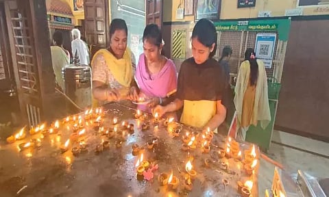 பெருமாள் கோவில்களில் சிறப்பு பூஜை