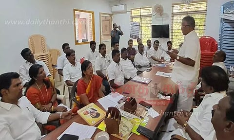 தி.மு.க. சார்பு அணி நிர்வாகிகள் ஆலோசனை கூட்டம்