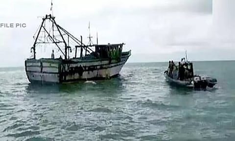 நாகை மீனவர்கள் தாக்கப்பட்ட விவகாரம்: இலங்கை கடற்கொள்ளையர்கள் 7 பேர் மீது வழக்குப்பதிவு