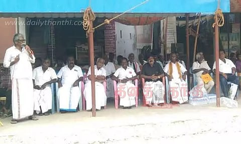 சிவகிரியில் உண்ணாவிரத போராட்டம்