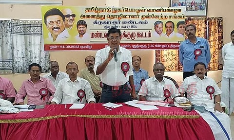 பணிநிரந்தரம் செய்ய வேண்டும்