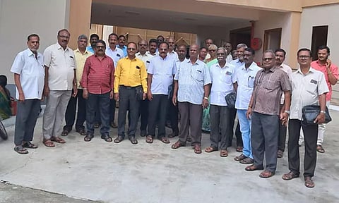 நஷ்டத்தை ஏற்படுத்தும் திட்டத்தை கைவிட வேண்டும்