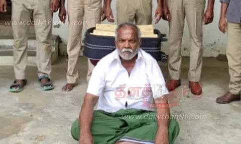 ரூ.1½ லட்சம் மதிப்பிலான சந்தன மரக்கட்டைகள் பறிமுதல்