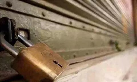 தமிழகத்திற்கு காவிரி நீர் திறப்பதற்கு எதிர்ப்பு: பெங்களூருவில் இன்று முழுஅடைப்பு