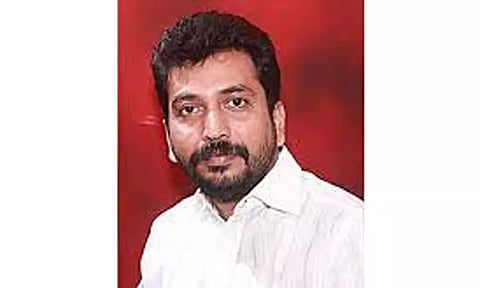 'கிச்சடி' வினியோக முறைகேடு வழக்கு: உத்தவ் சிவசேனா நிர்வாகியிடம் விசாரணை