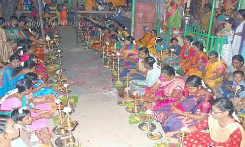 திருவிளக்கு பூஜை