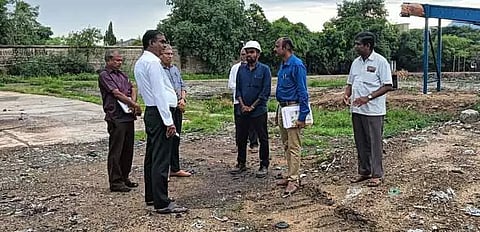 முருகபவனம் குப்பை கிடங்கில் ஆணையர் ஆய்வு