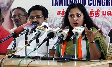 மகளிர் இடஒதுக்கீடு: ஓட்டு வங்கிக்காக பாஜக அரங்கேற்றம் - காங்கிரஸ் செய்தி தொடர்பாளர் கருத்து