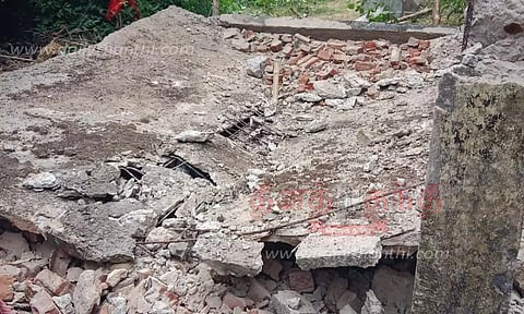 மயான கொட்டகை இடிந்து விழுந்து முதியவர் சாவு