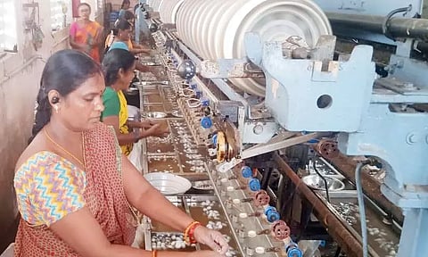 பட்டுக்கூடு கொள்முதல் விலை உயர்வு