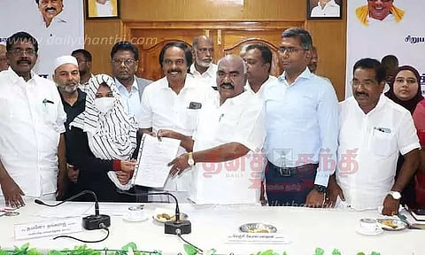 ஜெருசலேம் புனித பயணத்திற்கு கடந்த ஆண்டை விட கூடுதல் நிதி ஒதுக்கீடுஅமைச்சர் செஞ்சி மஸ்தான் தகவல்