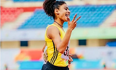 மகளிர் 1,500 மீட்டர் ஓட்ட பந்தயத்தில் இந்தியாவுக்கு வெள்ளி பதக்கம்